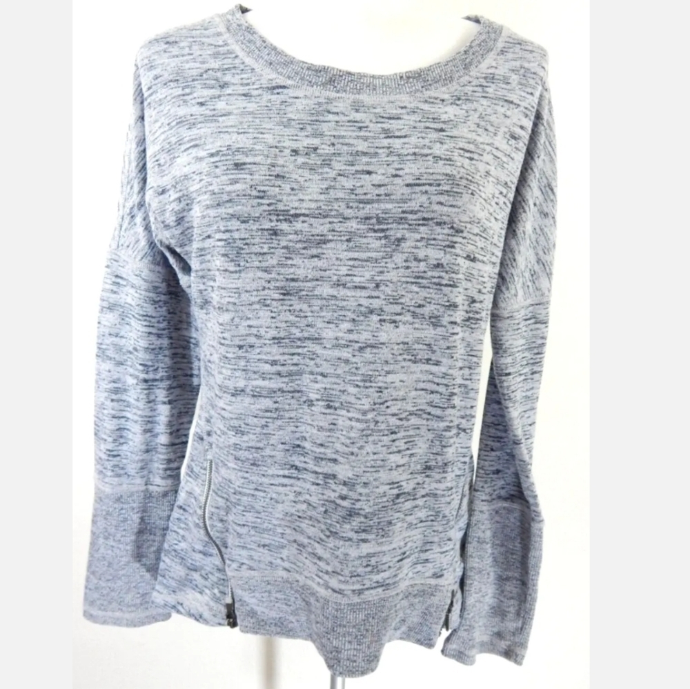 Athleta Blissful Sharkbite Sweatshirt